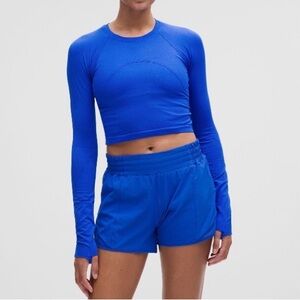 Lululemon Women’s Swiftly Tech Long Sleeve Crop Top - Cerulean Blue size 6